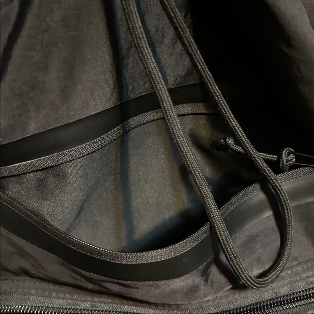 C&C California Backpack - Picture 4 of 5